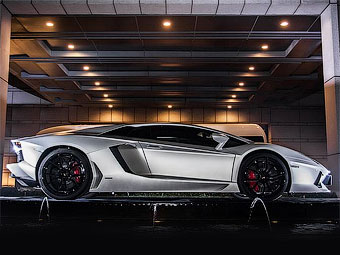 Lamborghini Aventador для Джеки Чана. Фото с сайта car.watch.impress.co.jp