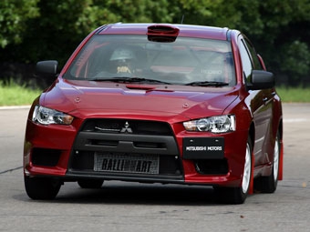 Mitsubishi Lancer Evolution X Group N. Фото Mitsubishi