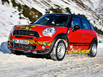 MINI Countryman John Cooper Works. Фото MINI
