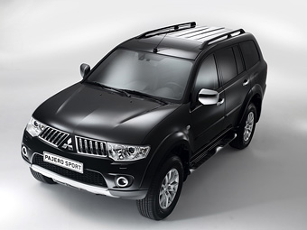 Mitsubishi   Pajero Sport    2013 