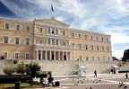 Парламент Греции проводит заседание о кредитном соглашении с Евросоюзом