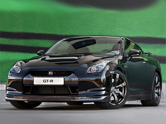 Nissan GT-R. Фото Nissan