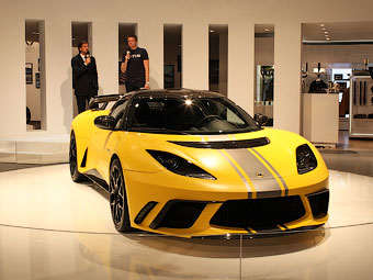 Lotus Evora GTE. Фото Антона Уханова, Motor.Ru