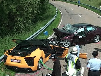 Место аварии Lexus LFA и BMW. Изображение с сайта caradvice.com.au