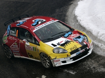 Тони Гардемайстер за рулем Abarth Grande Punto. Фото IRC