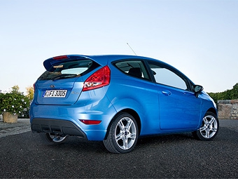 Ford Fiesta. Фото Ленты.Ру