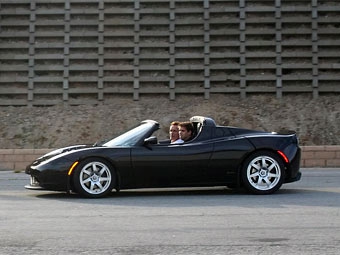 Tesla Roadster. Фото Tesla Motors