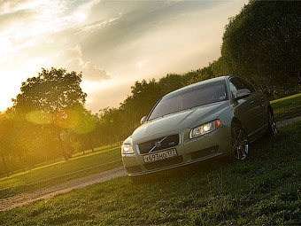 Volvo S80. Фото Ленты.Ру