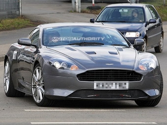 Шпионский снимок обновленного Aston Martin DB9. Фото с сайта motorauthority.com