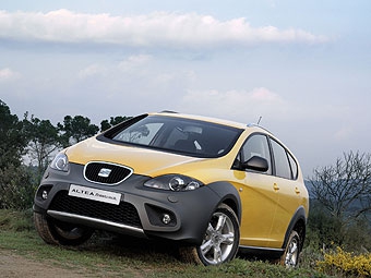 Фото Ленты.Ру и SEAT