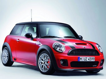 Mini Cooper S JCW. Фото John Cooper Works