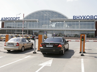 Парковка аэропорта. Фото с официального сайта.