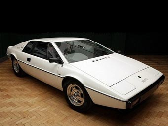 Проданный на аукционе Lotus Esprit. Фото с сайта mi6.co.uk