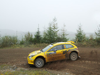 Пер-Гуннар Андерссон за рулем Proton Satria Neo S2000 на Ралли Шотландии 2011 года. Фото IRC