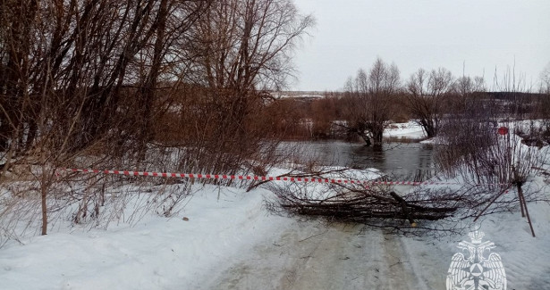 Низководный мост через Пьяну затопило в Гагинском районе