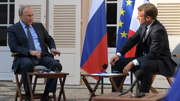 
Кремль не&nbsp;обратил внимания на&nbsp;новую статью о&nbsp;разговоре Путина и&nbsp;Макрона
