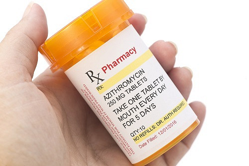 Can azithromycin be taken with cold medicine