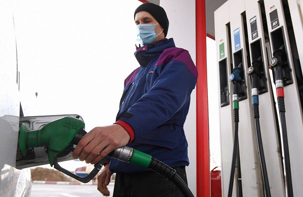  Правительство изменит формулу цены на&nbsp;бензин с&nbsp;1&nbsp;мая 