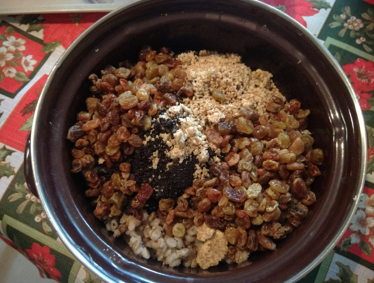 пшеница для кутьи. рождественское блюдо сочиво. крупа для кутьи. сочиво и кутья. с великой кутёй.