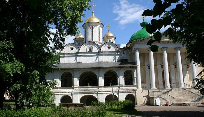 Ярославский музей заповедник весной