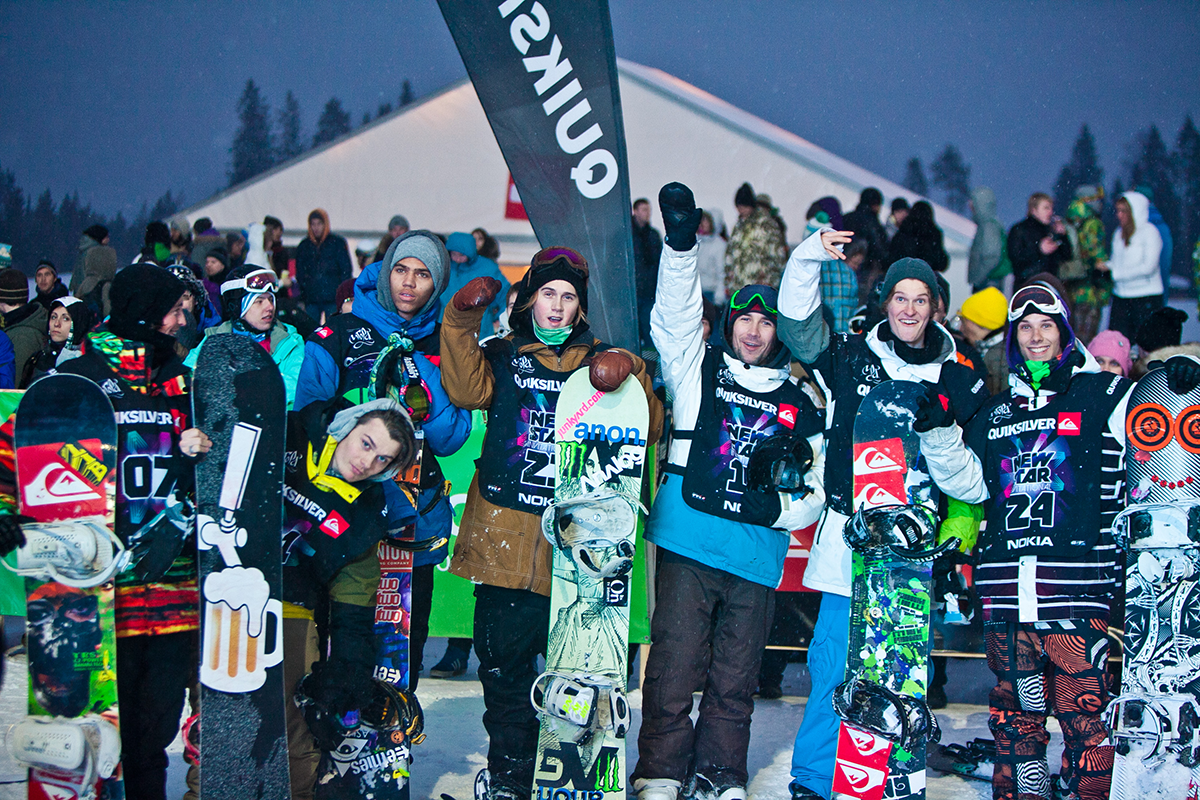 Сноуборду 10 лет. Когда появился сноуборд. New Star Invitational 2013 КАМАЗ Дэниэл Бодин. Snowboard event.