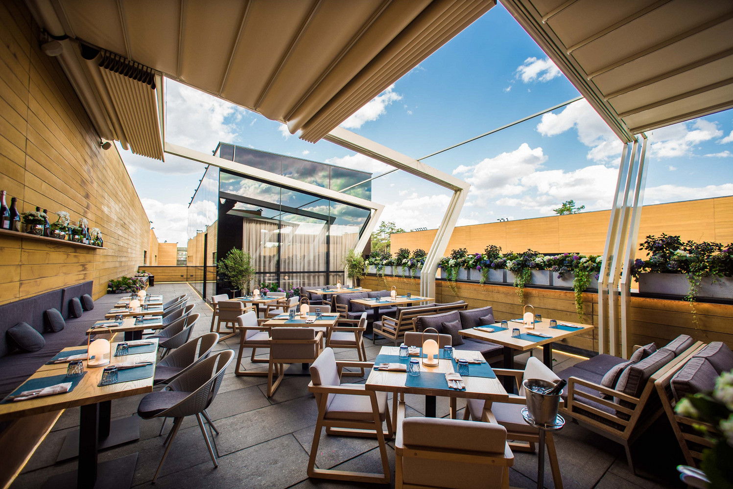 Фото ресторана от Афиши — Wine & Crab