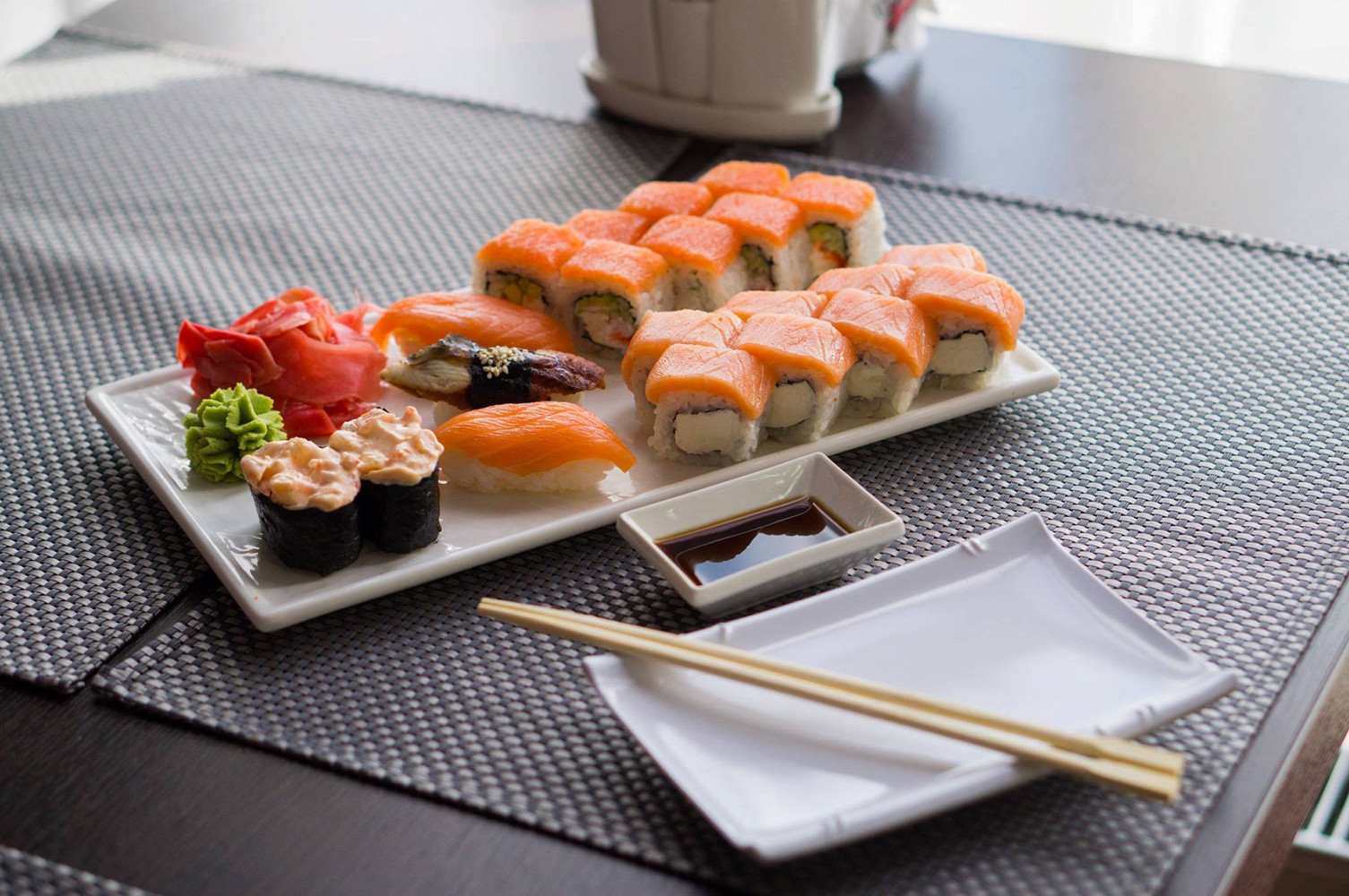 Ресторан Pro Sushi на улице Покрышкина в Краснодаре: фото, отзывы, адрес,  цены — Афиша–Рестораны