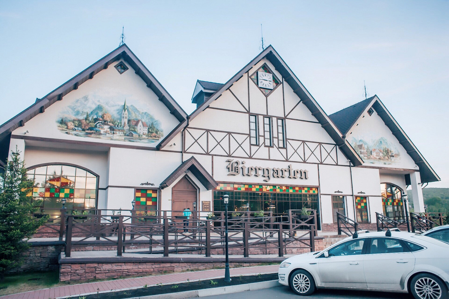 Пивной ресторан Biergarten на улице Елены Стасовой в Красноярске: фото,  отзывы, адрес, цены — Афиша–Рестораны