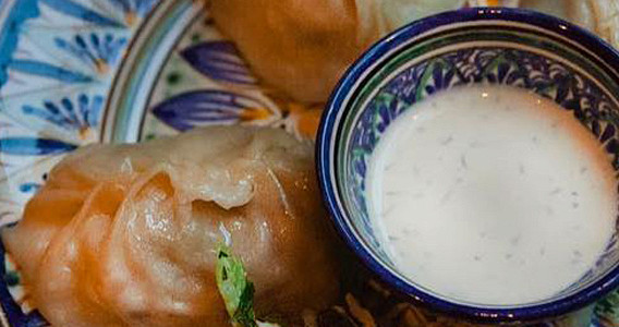 Чебуреки и рюмочная у Ларисы