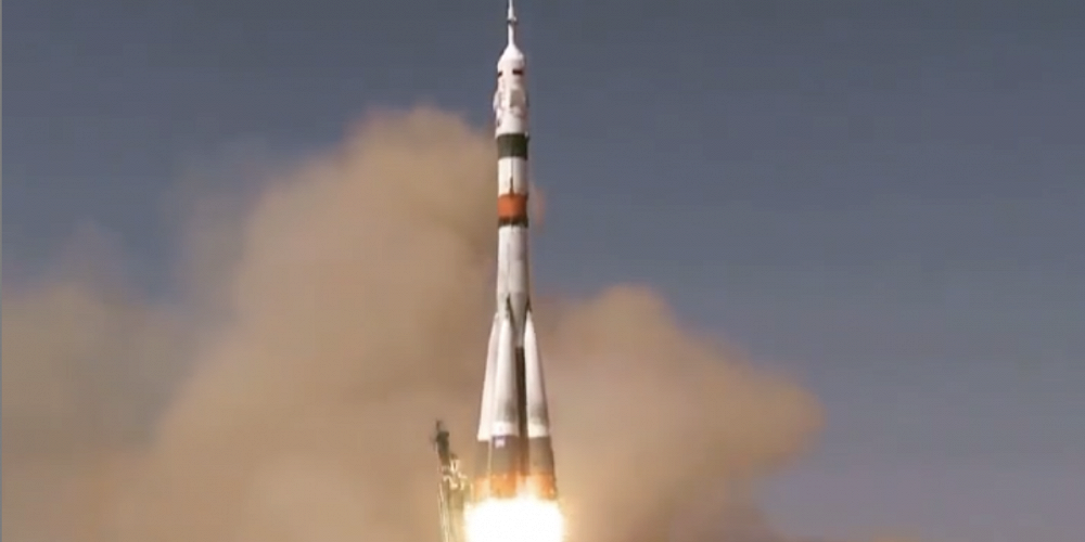 Взлёт ракеты Юрия Гагарина. Космическая ракета картинка на которой летал Гагарин. Запуск ракеты Фалькон-9, фото.