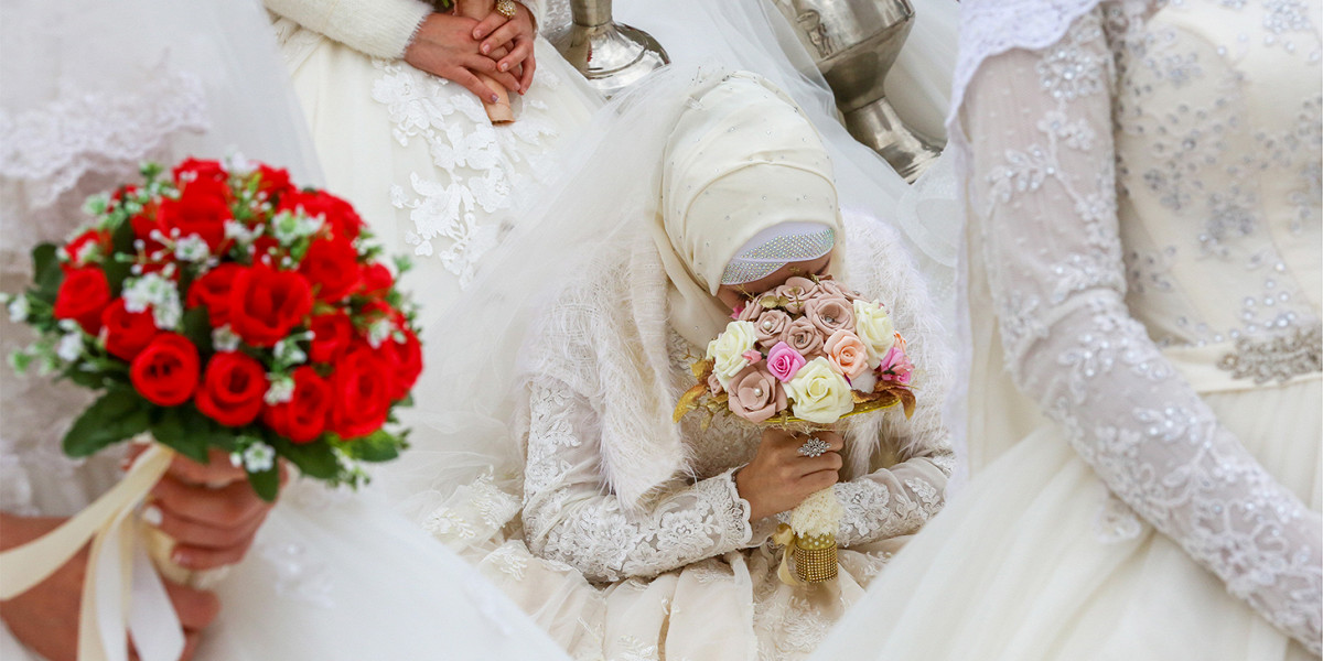 Браки с насильниками и кража невест: как девушек в России выдают замуж против воли