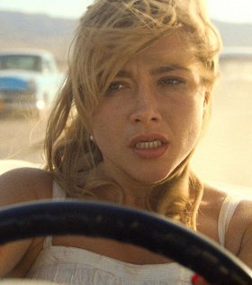 Онлайн-премьеры недели: «На Западном фронте без перемен», «Кабинет редкостей Гильермо Дель Торо», «Не беспокойся, дорогая»