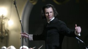 Хор и оркестр musicAeterna. Дирижер Теодор Курентзис