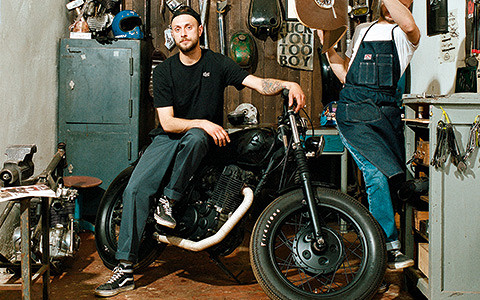 «Голый металл, швы наружу»: владельцы мотомастерских о том, как строят мотоциклы