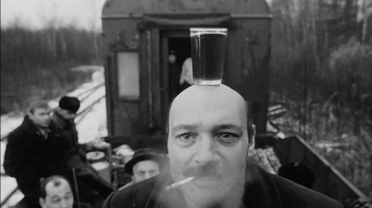 Белый Парень И Его Темнокожая Подруга