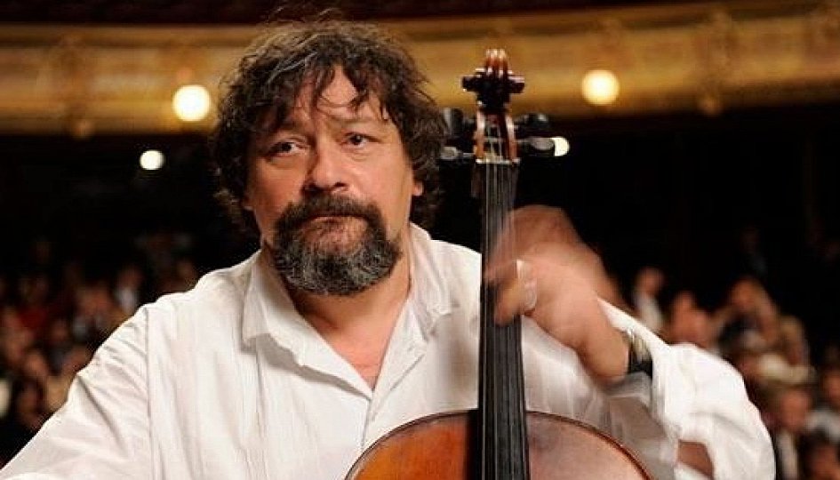 Дмитрий Назаров