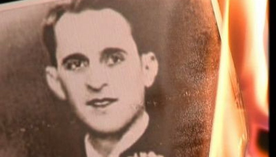 Кино: «Под небом чужим. Петр Лещенко» Кино: «Под небом чужим. Петр Лещенко»