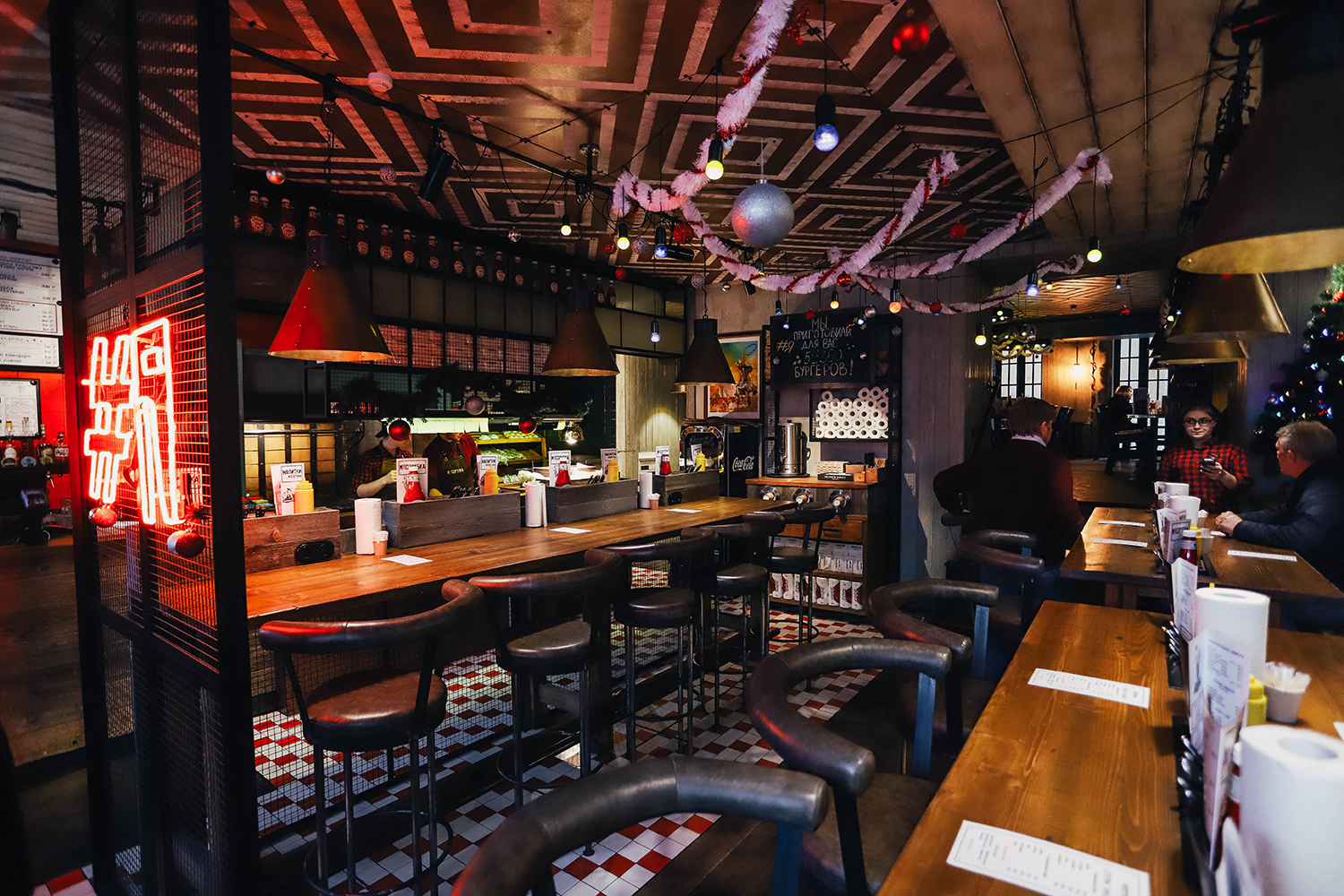 Мясорубка бургеры спб. Мясорубка кафе санкт-петербург. Мясорубка литейный просп 31. Мясорубка литейный просп 31. Мясорубка ангус.