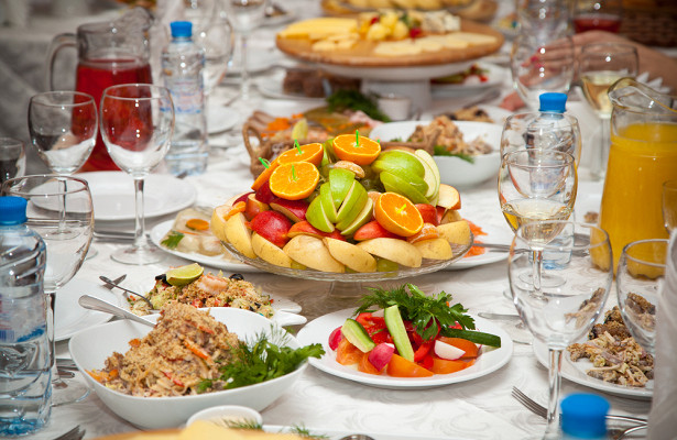 Названы самые опасные блюда на новогоднем столе