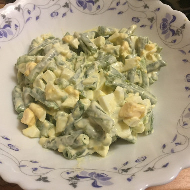 Рецепт Салат из зеленой фасоли с яйцами