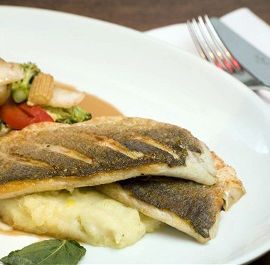 Фото рецепт Сибас жареный