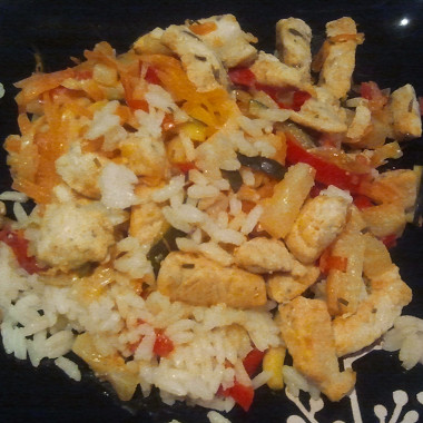 Рецепт Курица с рисом, ананасом и овощами