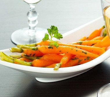 Рецепт Жареная молодая морковь в апельсиновом соусе с кумином