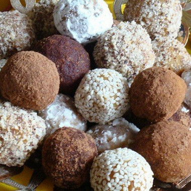 Рецепт Индийские сладости из нута и сухофруктов