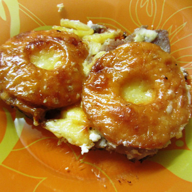 Рецепт Свинина, запеченная с ананасами и сыром