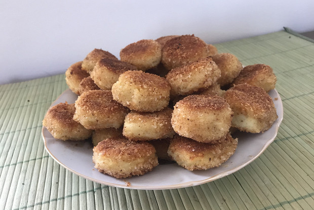 Золотистые картофельные шарики