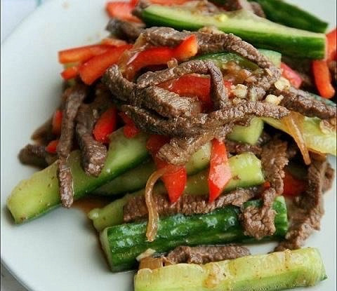 Огурцы с мясом по-корейски