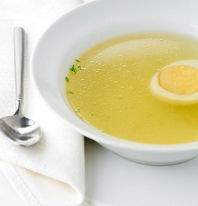 Ароматный куриный бульон