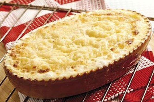 Картофель запеченый с мясом в сливочном соусе
