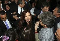 http://img01.rl0.ru/f2a179f5a04b019f899cfcbae9807133/200x200/www.gazeta.ru/files3/954/3810954/Kirchner-pic4-350x-92106.jpeg